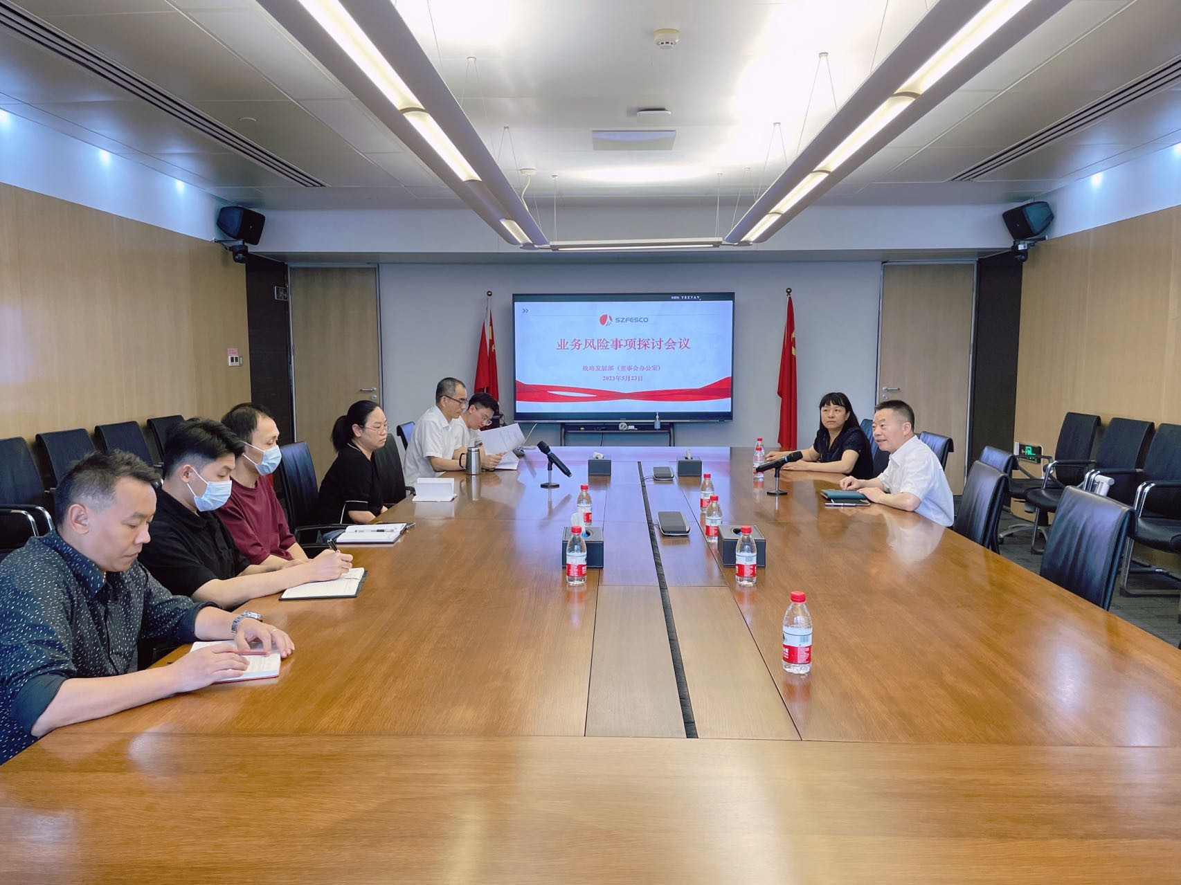 梳理業(yè)務(wù)風(fēng)險(xiǎn)，加強(qiáng)風(fēng)險(xiǎn)管控